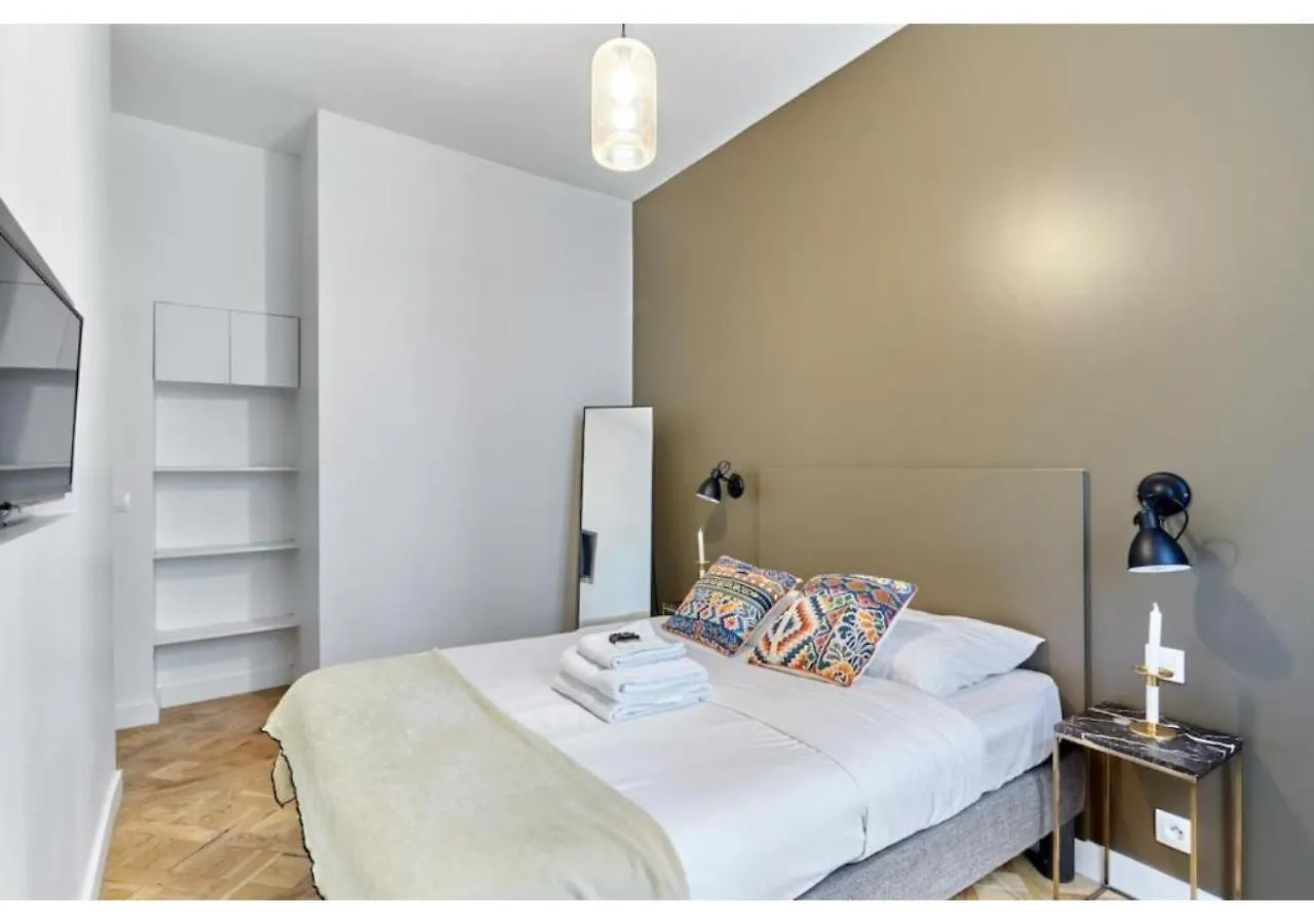 Apartment Le Marais By Studio Prestige Parigi